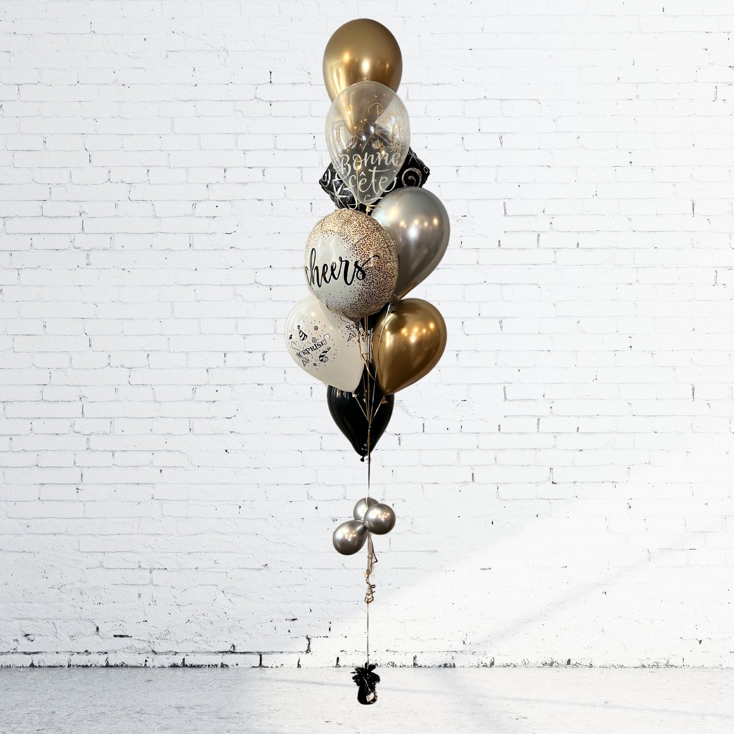 BOUQUET - BLACK AND GOLD HAPPY BIRTHDAY BALLOONS 