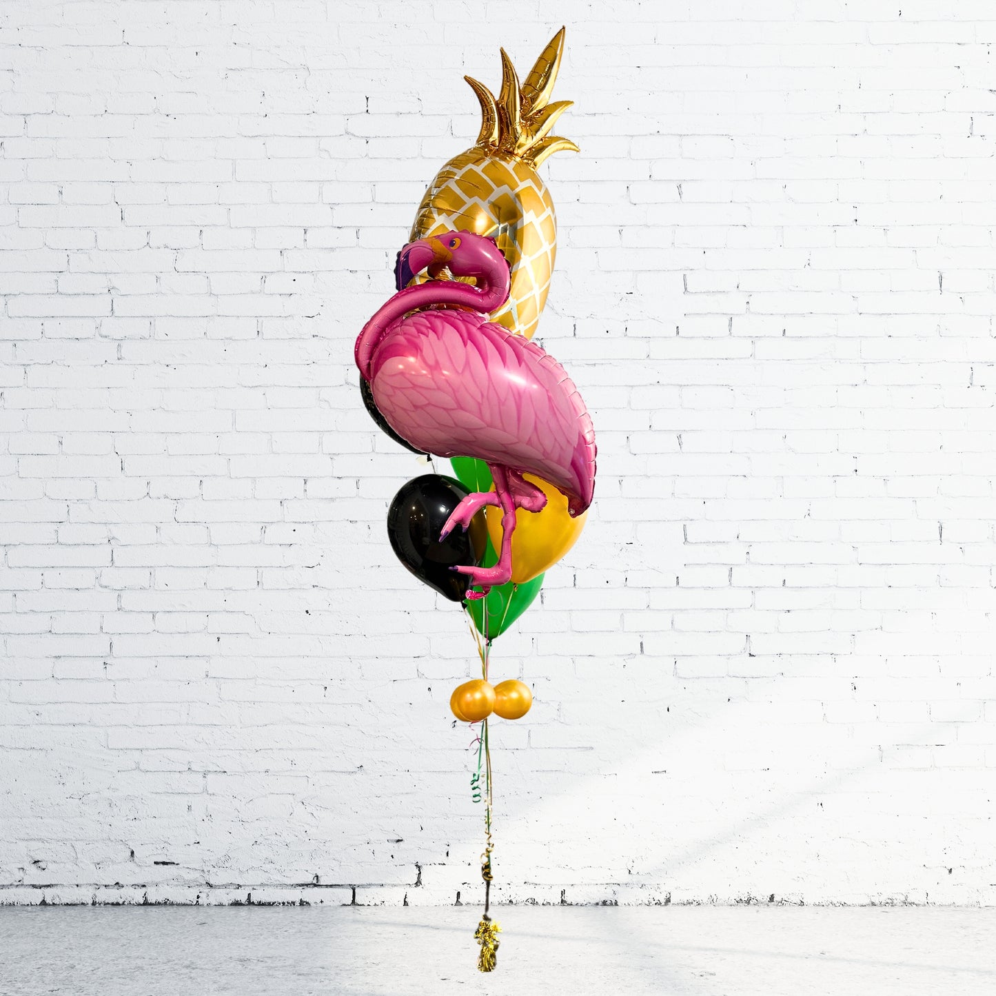 BOUQUET - FLAMINGO AND PINEAPPLE BALLOONS 